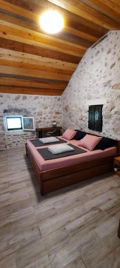 Apartments Mliko I Palenta Ražanac 外观 照片