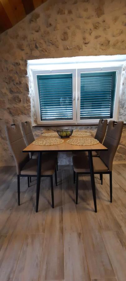 Apartments Mliko I Palenta Ražanac 外观 照片