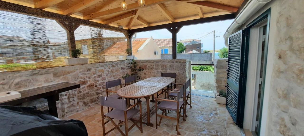 Apartments Mliko I Palenta Ražanac 外观 照片