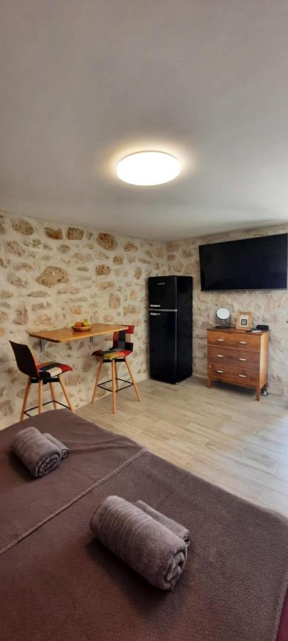 Apartments Mliko I Palenta Ražanac 外观 照片